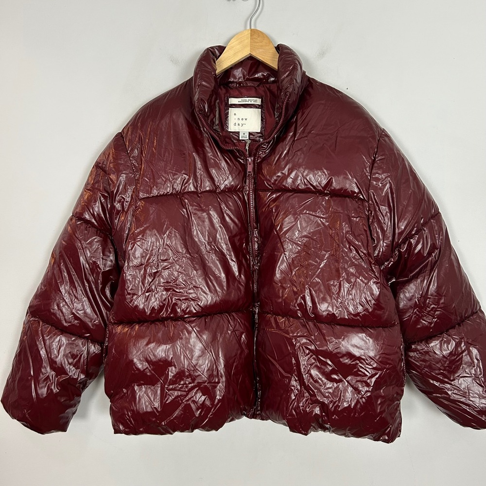 A New Day Womens Puffer Jacket Burgundy Glossy Water Resistant Size M NWT